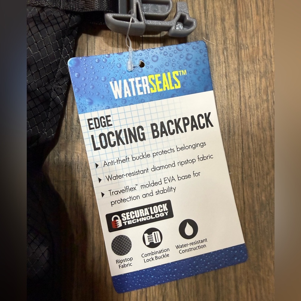 New Edge Waterseals Locking Backpack - Picture 5 of 8